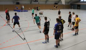 1. und 2. Herren bereiten sich gemeinsam auf die Saison 2016/2017 vor. (Foto: 02.08.2016, HSC Ehmen)