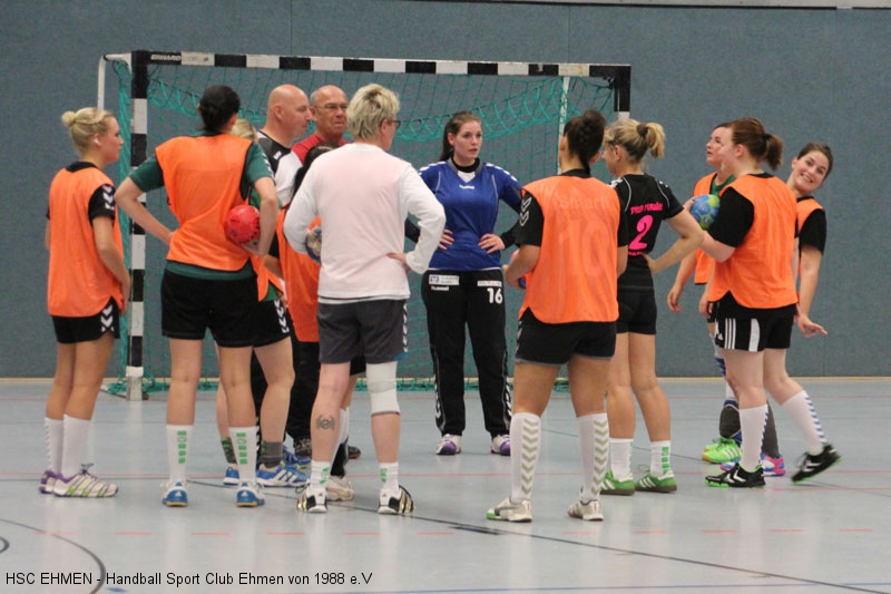 Damen_Testspiel_01