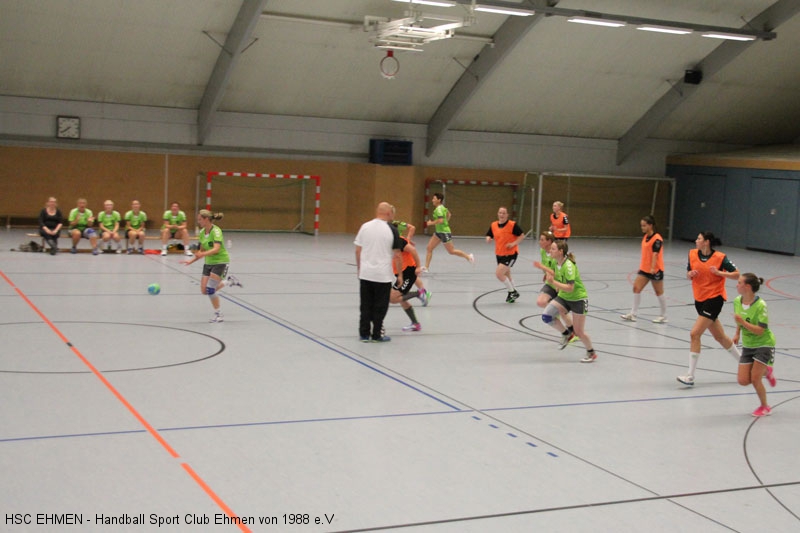 Damen_Testspiel_10