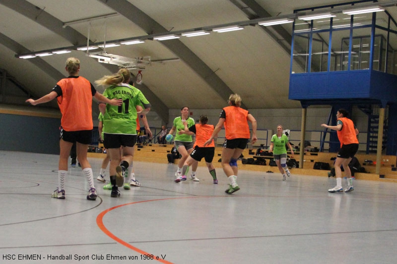 Damen_Testspiel_30