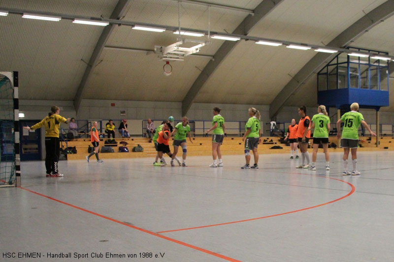 Damen_Testspiel_36